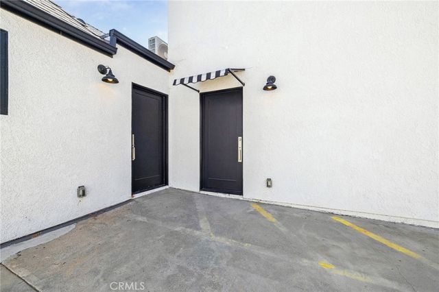 $1,689,999 | 6521 Homewood Avenue, Los Angeles, CA 90028