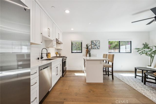 $1,689,999 | 6521 Homewood Avenue, Los Angeles, CA 90028