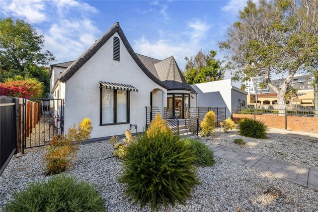 $1,689,999 | 6521 Homewood Avenue, Los Angeles, CA 90028