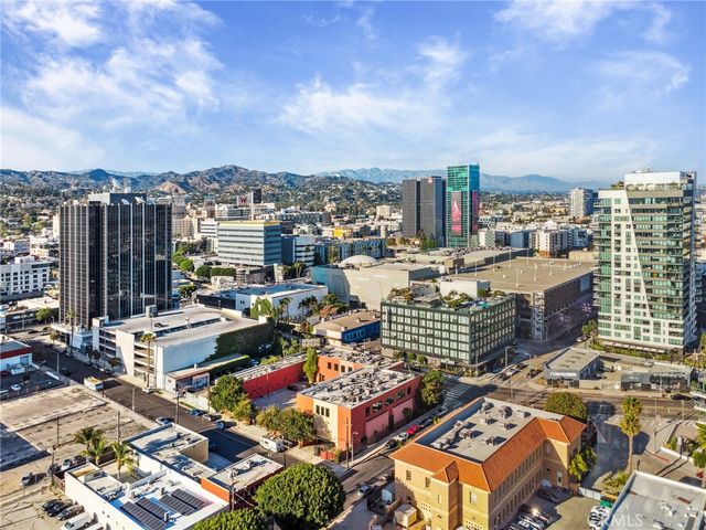 $1,689,999 | 6521 Homewood Avenue, Los Angeles, CA 90028