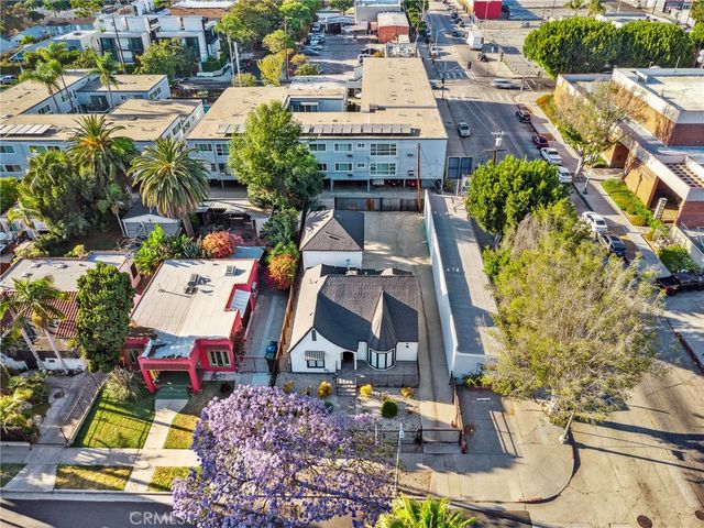 $1,689,999 | 6521 Homewood Avenue, Los Angeles, CA 90028
