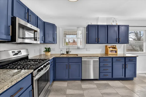 $325,000 | 1176 Borgstrom Avenue, Ypsilanti, MI 48198