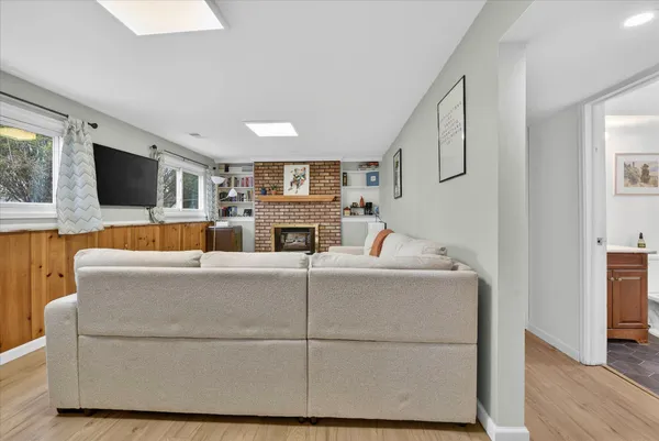 $325,000 | 1176 Borgstrom Avenue, Ypsilanti, MI 48198