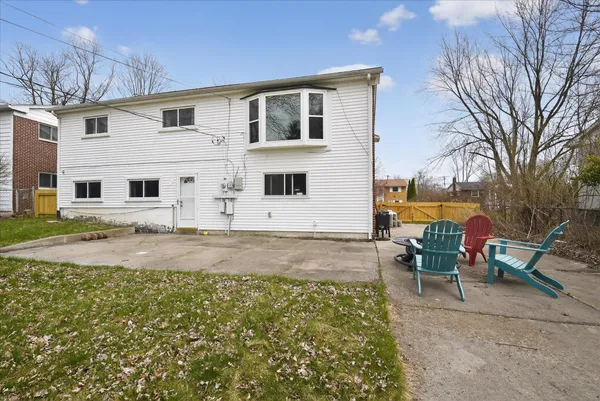 $325,000 | 1176 Borgstrom Avenue, Ypsilanti, MI 48198
