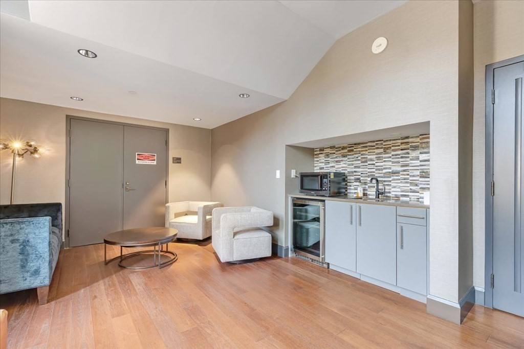 140 Shawmut Avenue, Unit 3B Boston, MA 02118 - Photo 19 of 20