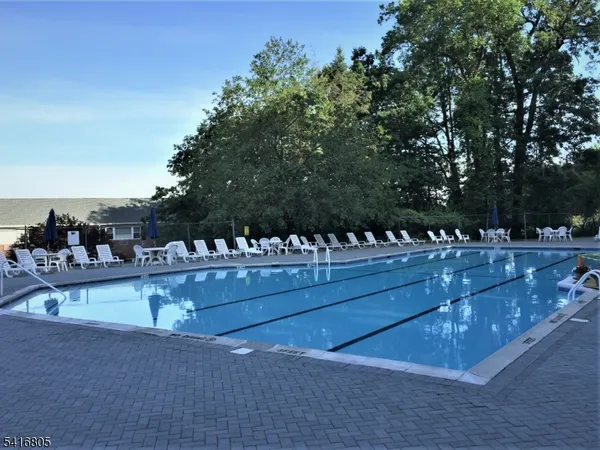 $2,290 | 2467 Highway 10, Unit 6A, Morris Plains, NJ 07950