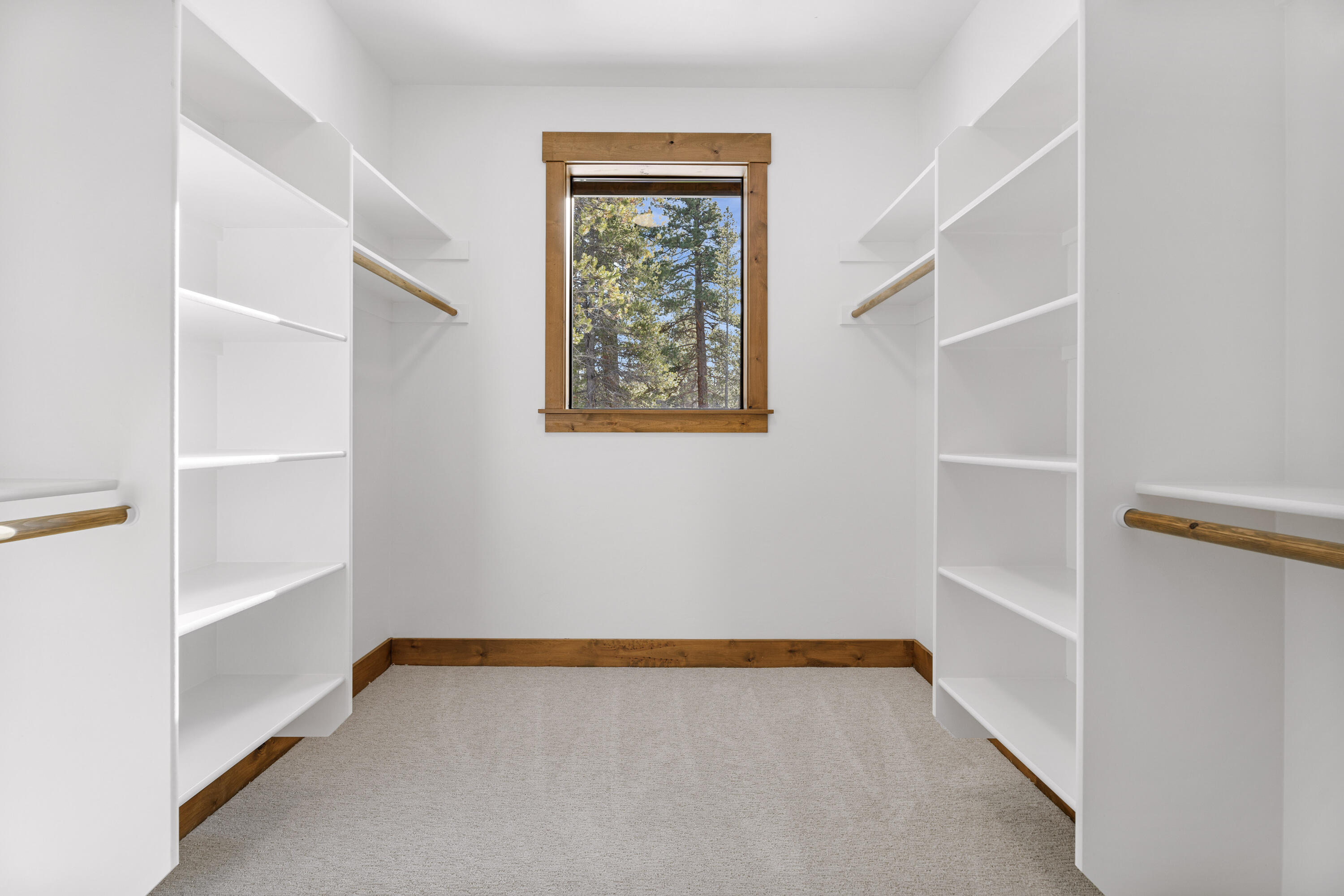 17815 Preservation Loop, Unit 459 Bend, OR 97707 - Photo 26 of 53 Primary Closet