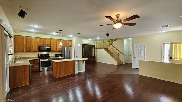 $1,940 | 9267 Grassy Weep Court, Las Vegas, NV 89178