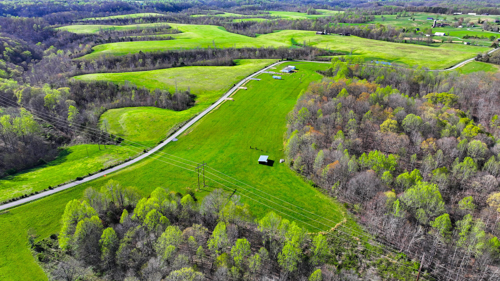 3260 Parks Ridge Road Russell Springs, KY 42642 - Photo 3 of 31 DJI_20240612173520_0052_D