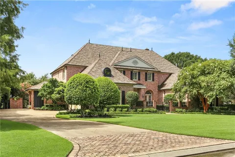 $2,349,000 | 9 English Turn Drive, New Orleans, LA 70131