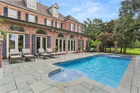 $2,349,000 | 9 English Turn Drive, New Orleans, LA 70131