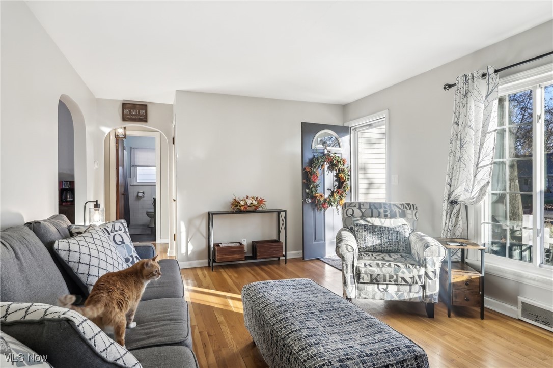 1949 Stabler Road Akron, OH 44313 - Photo 5 of 28