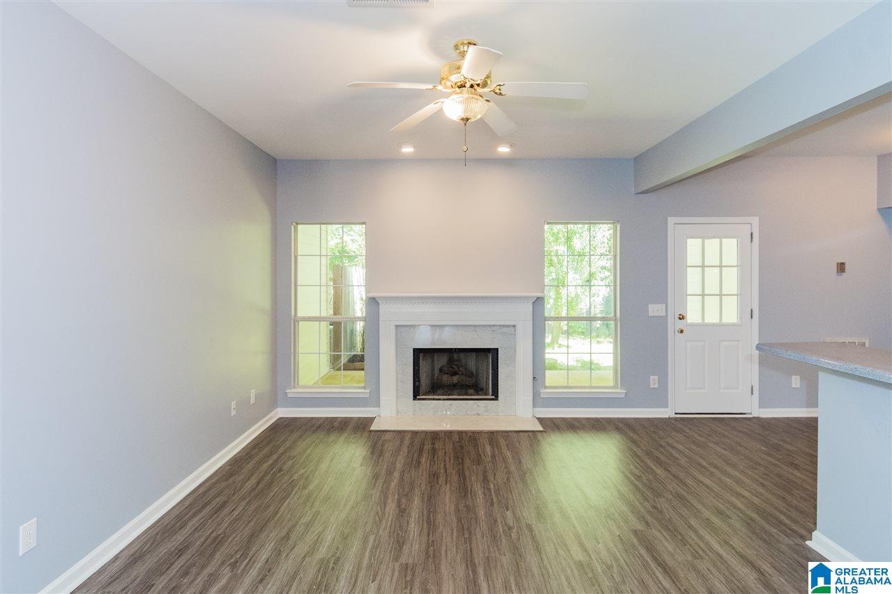 431 Cambrian Ridge Trail Pelham, AL 35124 - Photo 2 of 31