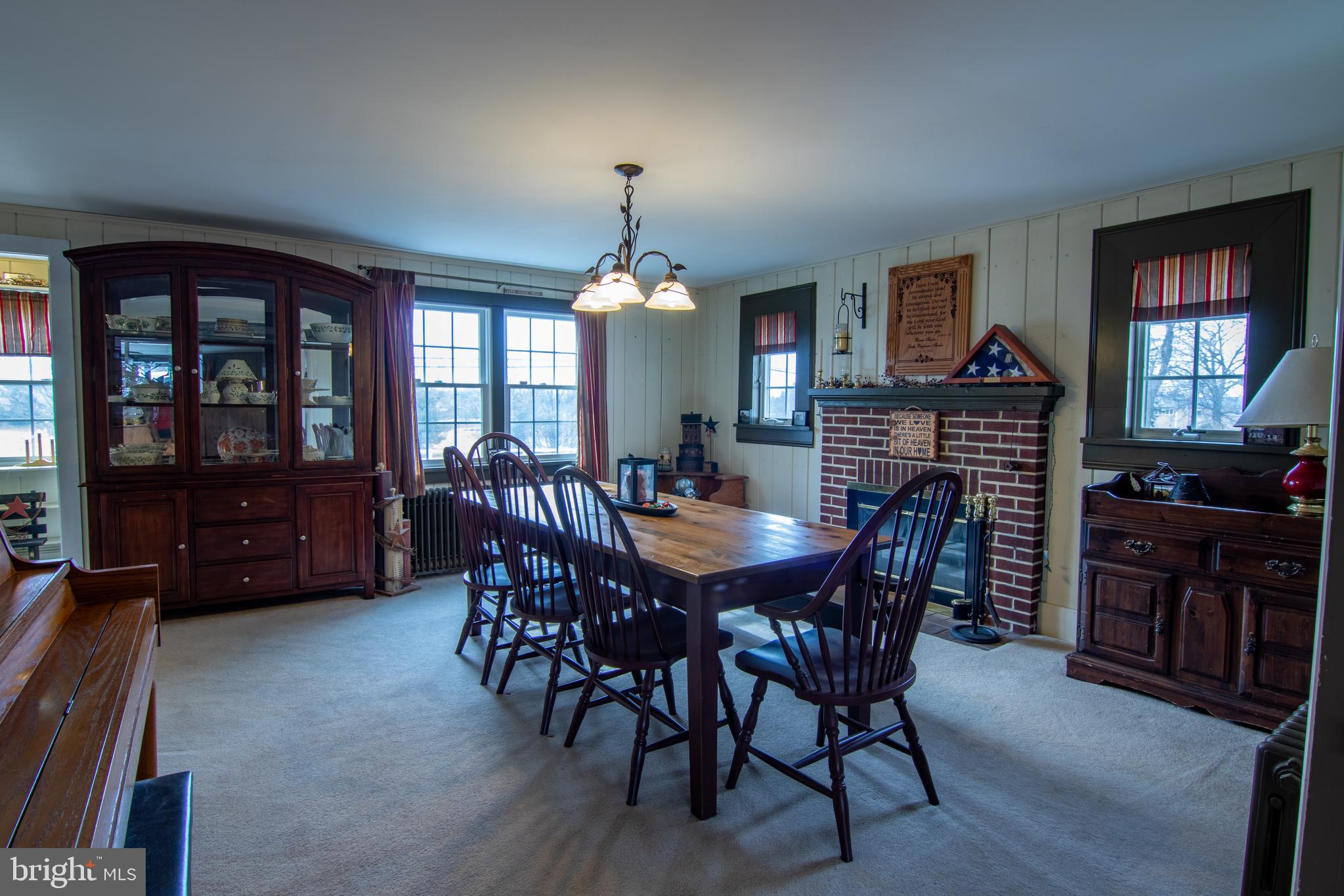 249 Morwood Road Telford, PA 18969 - Photo 16 of 27 dining room