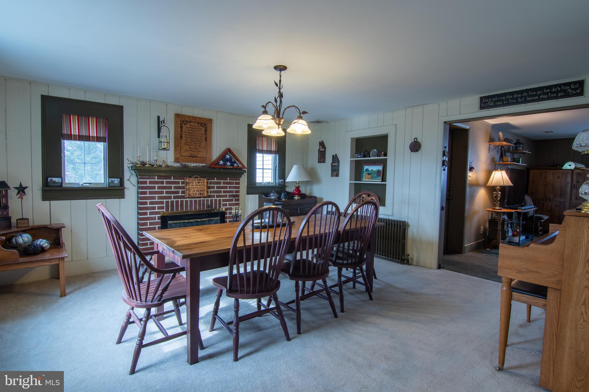 249 Morwood Road Telford, PA 18969 - Photo 17 of 27 dining room