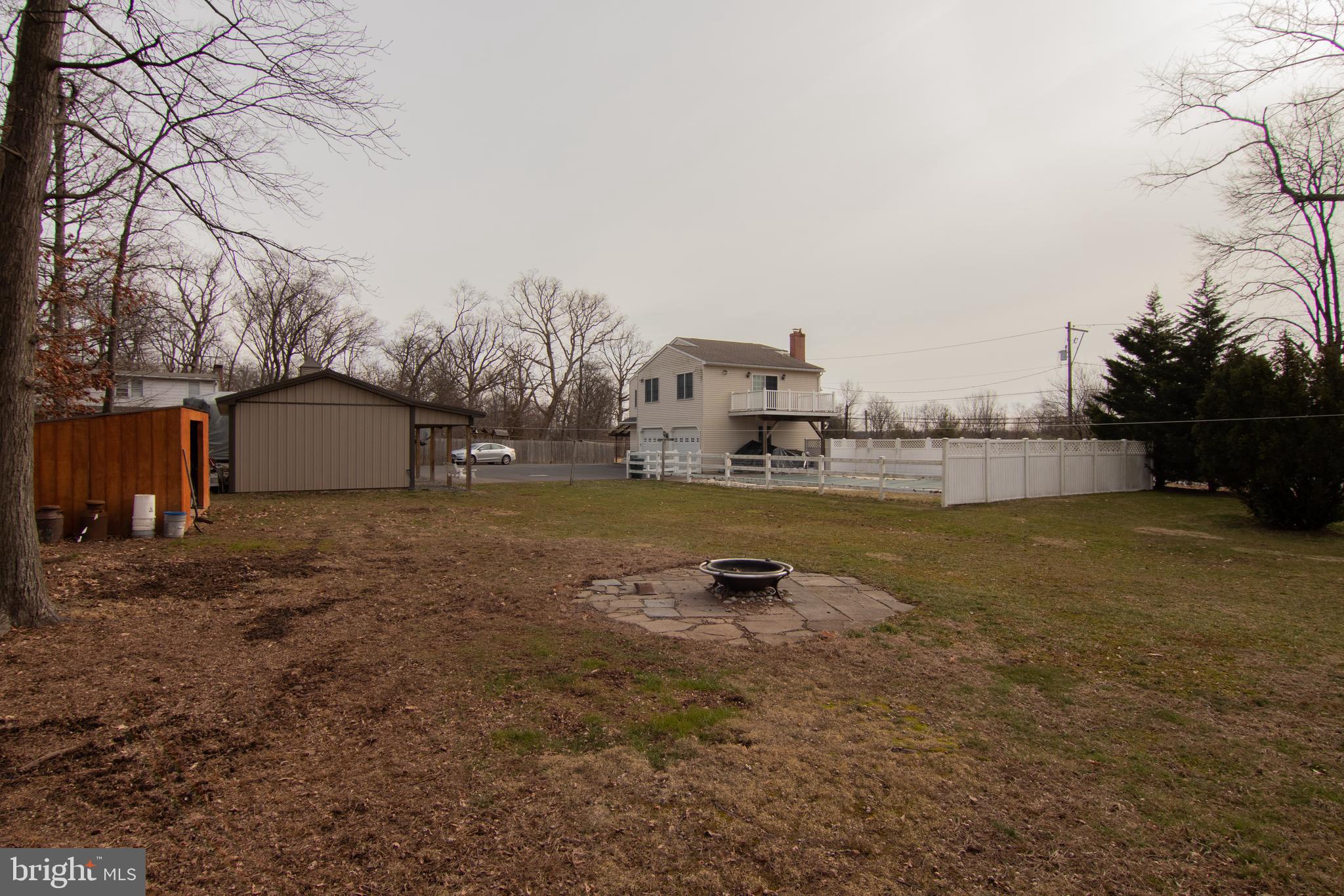 249 Morwood Road Telford, PA 18969 - Photo 9 of 27 backyard