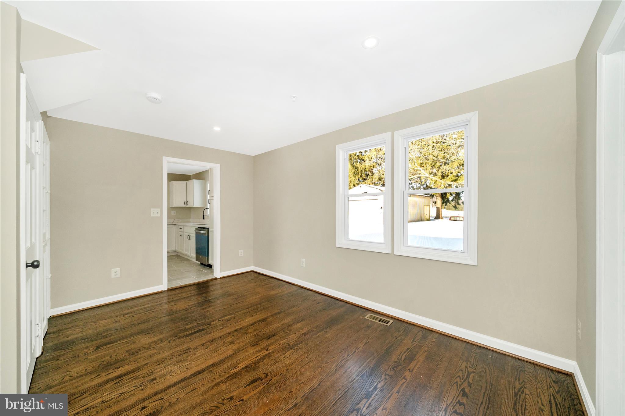 2514 West Liberty Road Westminster, MD 21157 - Photo 11 of 63 Dining Room