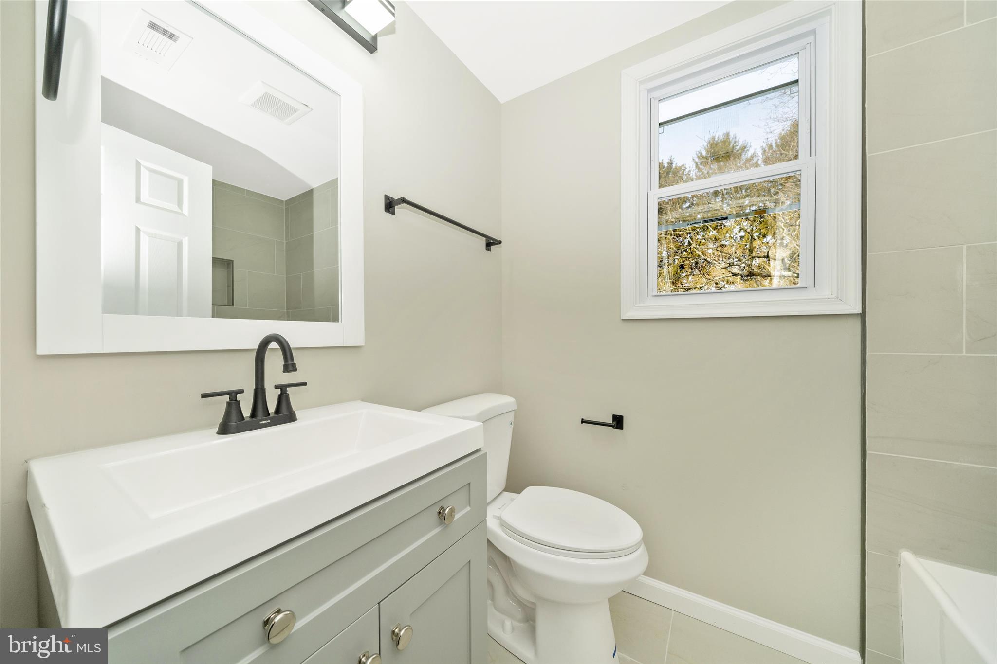 2514 West Liberty Road Westminster, MD 21157 - Photo 37 of 63 Hall Bathroom