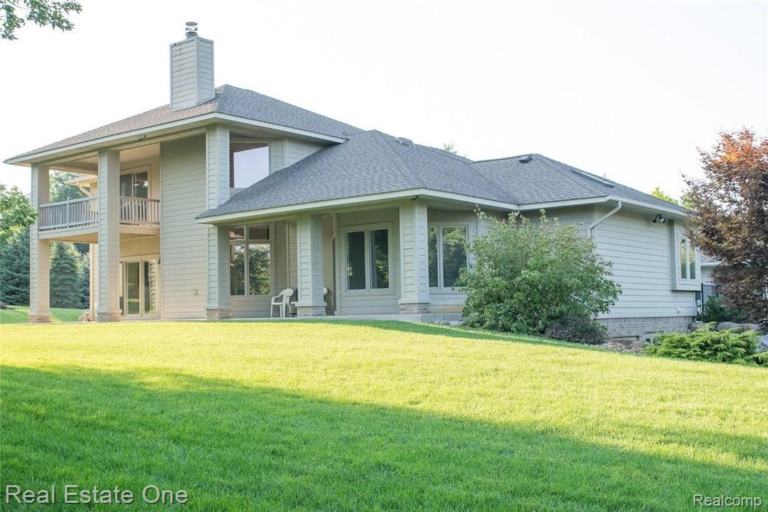 1825 Silver Bell Road Rochester, MI 48306 - Photo 56 of 61 79.jpg