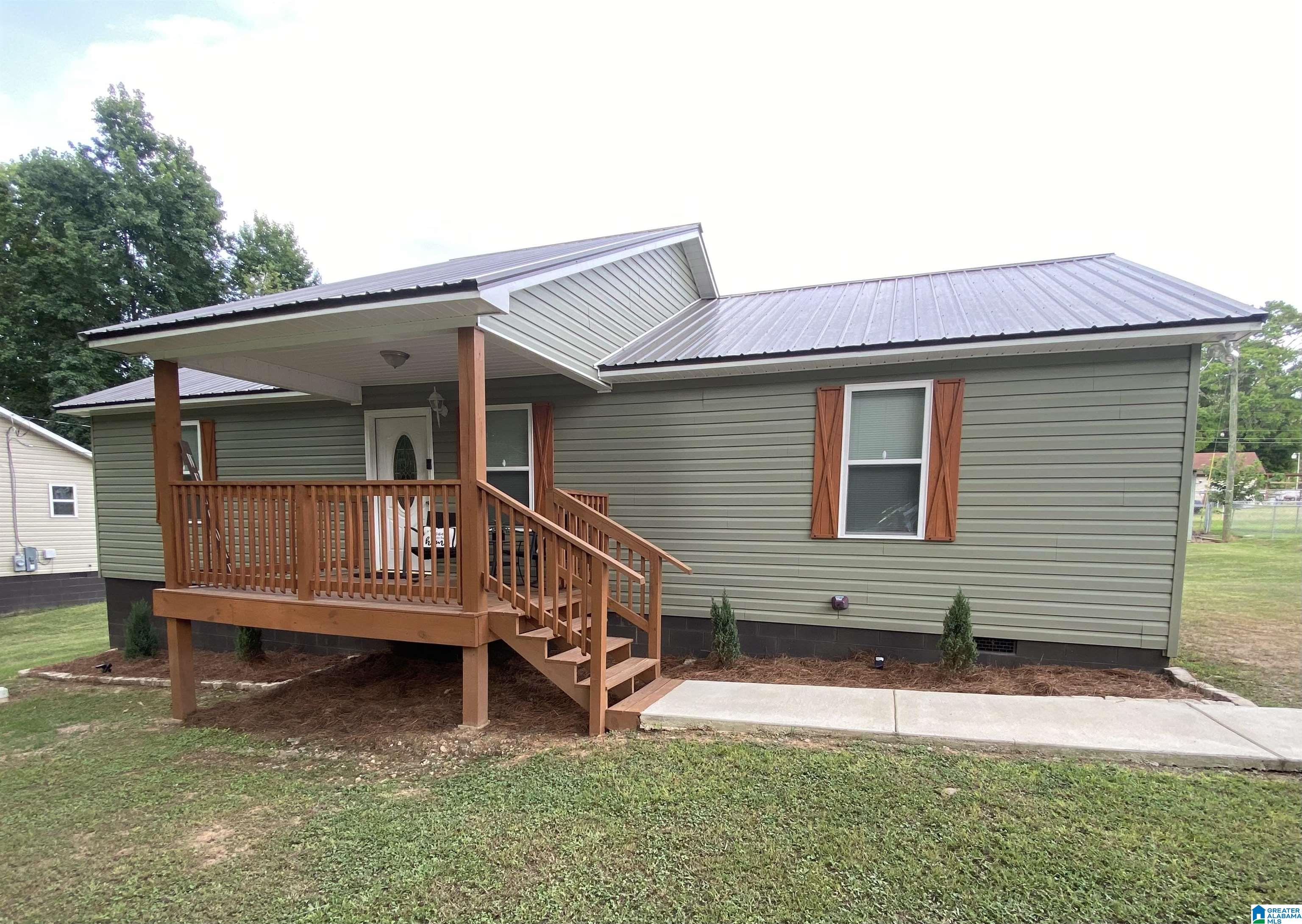 94 Scurlock Street Sumiton, AL 35148 - Photo 1 of 32