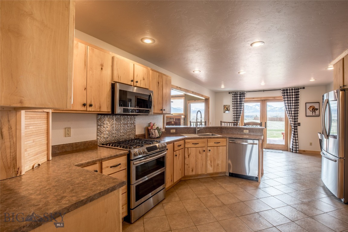 104 Antelope Meadows Road Ennis, MT 59729 - Photo 13 of 56 Gallery Image 13