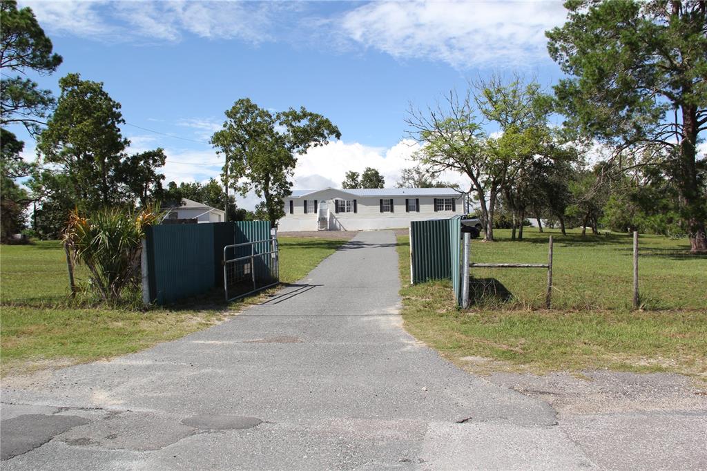 13127 Star Road Brooksville, FL 34613 - Photo 26 of 54