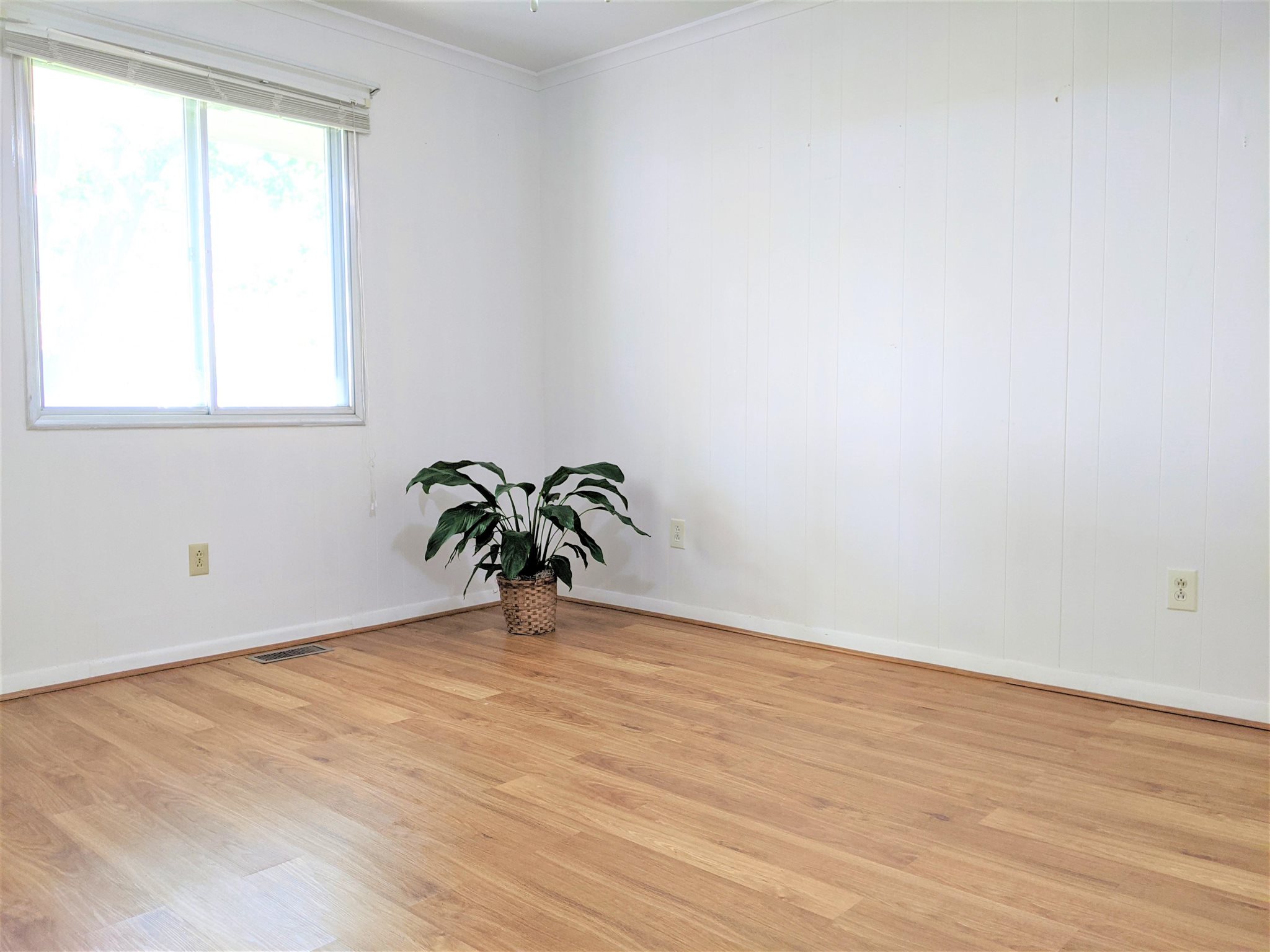 14932 Bluffton Road Yoder, IN 46798 - Photo 16 of 31