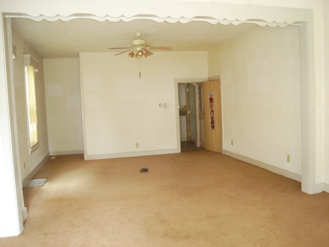 520 Lavina Street Fort Wayne, IN 46802 - Photo 4 of 12