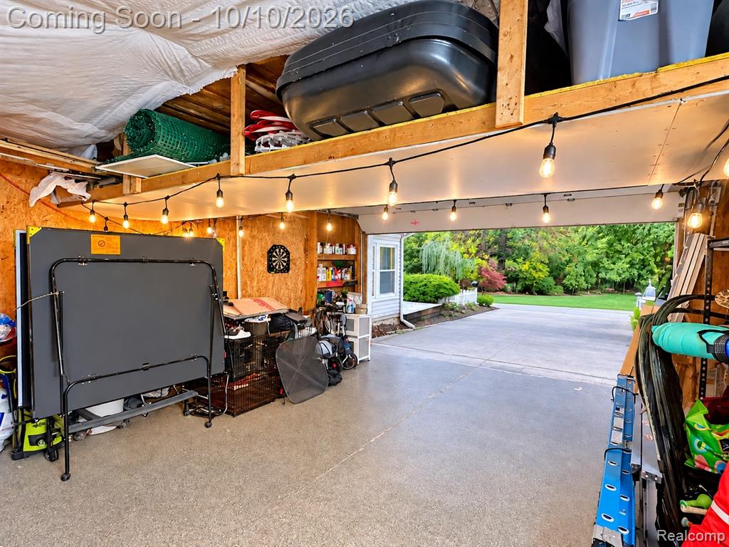415 Leon Road Walled Lake, MI 48390 - Photo 40 of 47 Gallery Image 40