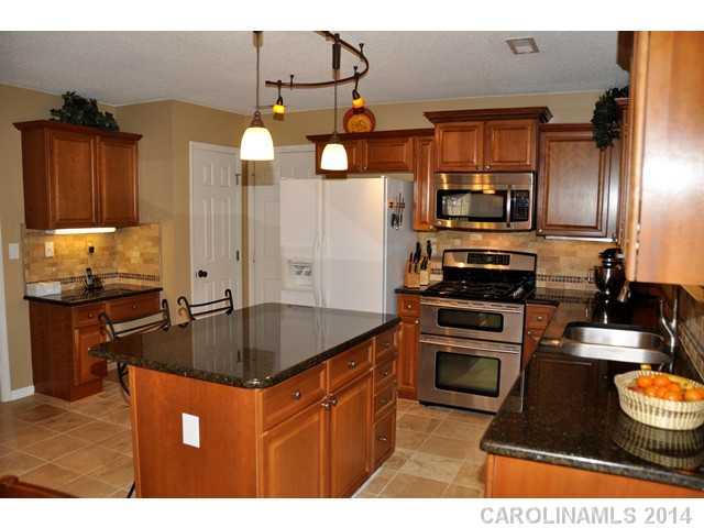 508 Haley Court Fort Mill, SC 29708 - Photo 6 of 16