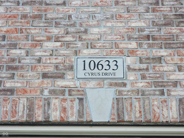 $2,300 | 10633 Cyrus Drive, Indianapolis, IN 46231