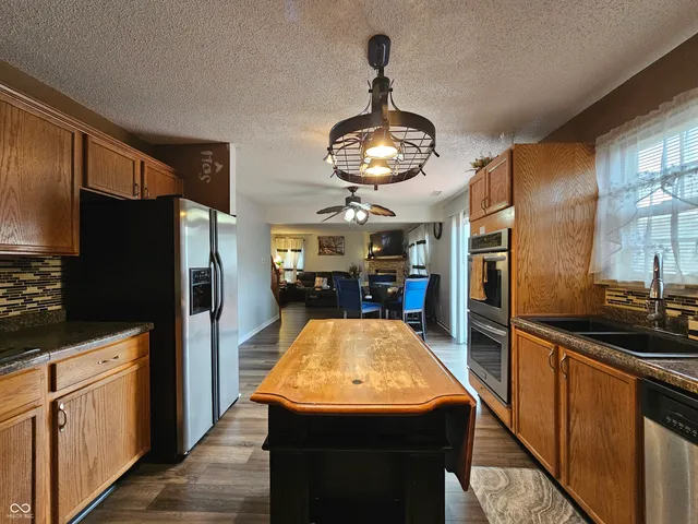 $2,300 | 10633 Cyrus Drive, Indianapolis, IN 46231