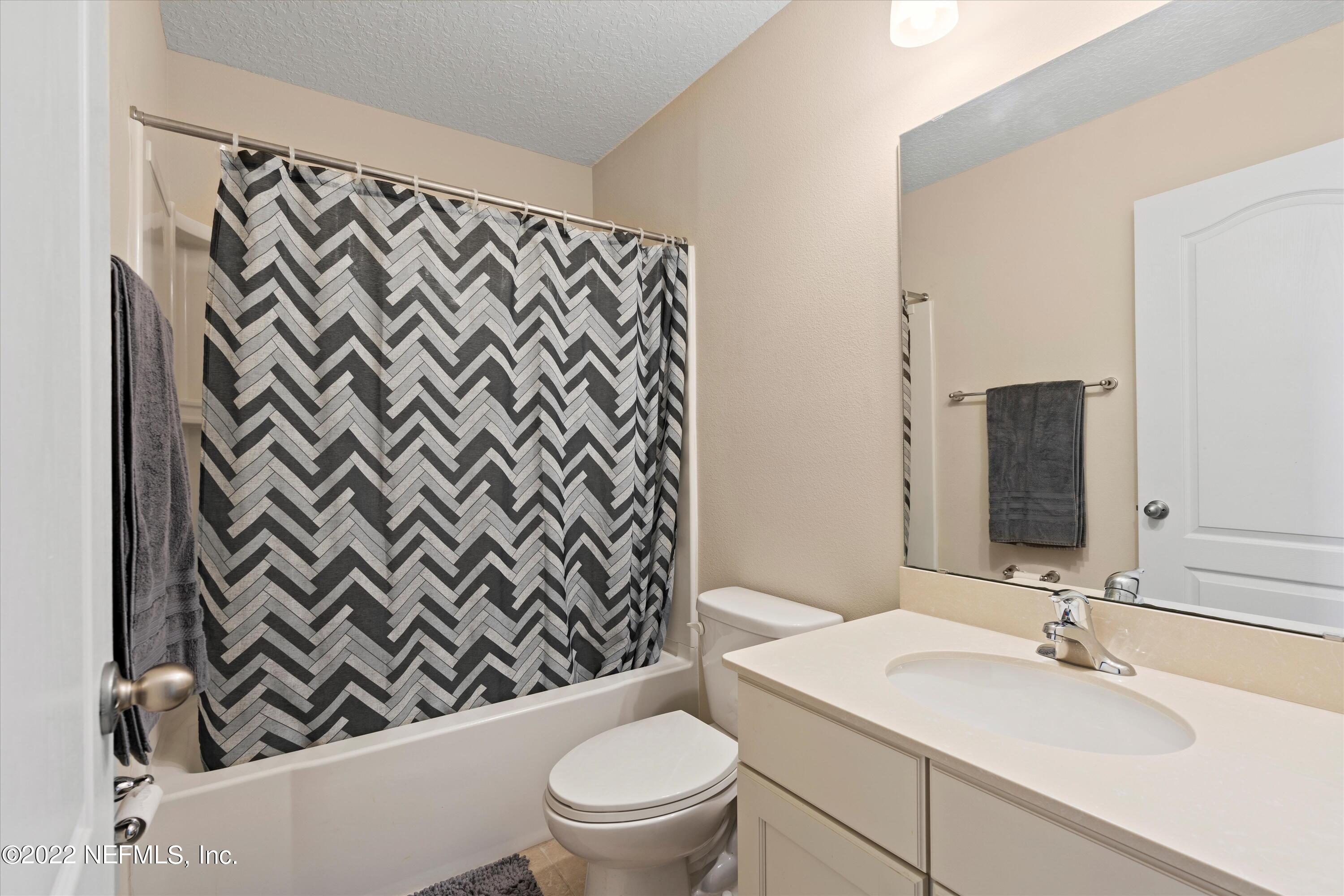 411 Samara Lakes Parkway St. Augustine, FL 32092 - Photo 25 of 39 28-Guest Bath 3