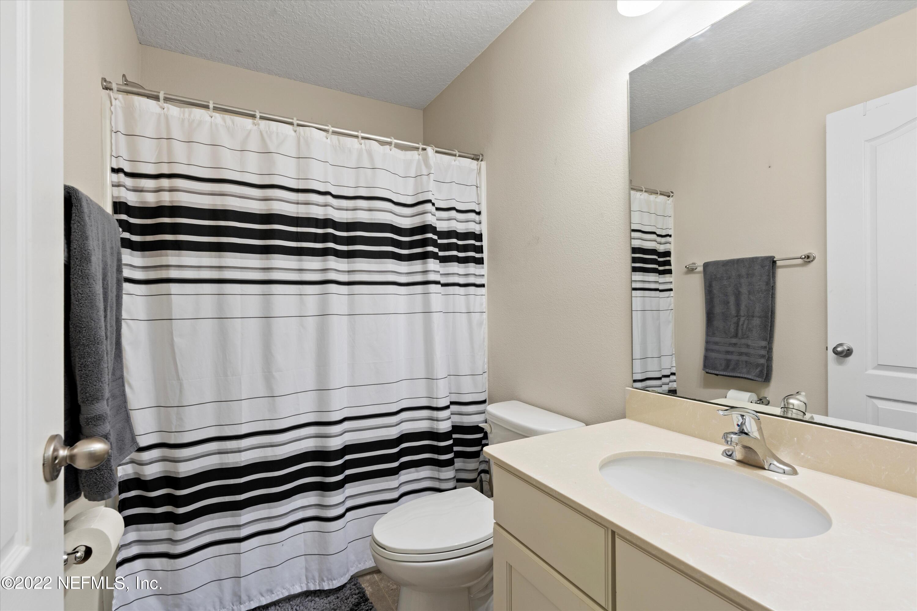 411 Samara Lakes Parkway St. Augustine, FL 32092 - Photo 27 of 39 30-Guest Bath 4