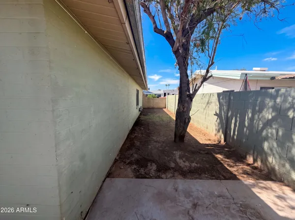 $358,000 | 2326 West Paradise Drive, Phoenix, AZ 85029