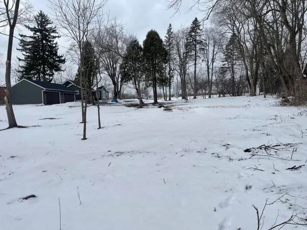 $549,900 | 20365 West National Avenue, New Berlin, WI 53146