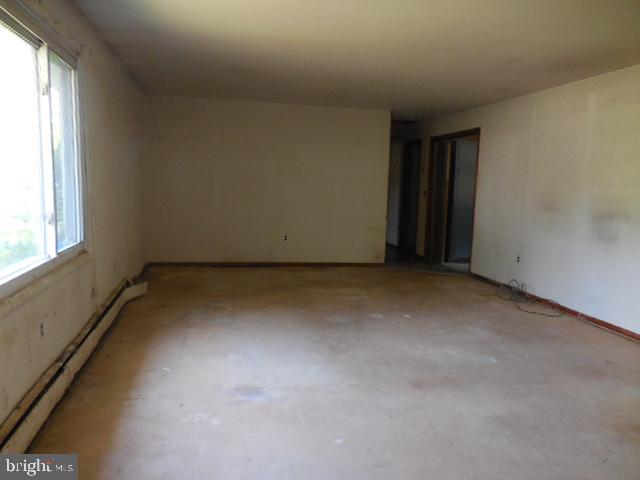 461 Cranes Gap Road Carlisle, PA 17013 - Photo 3 of 14 Gallery Image 3