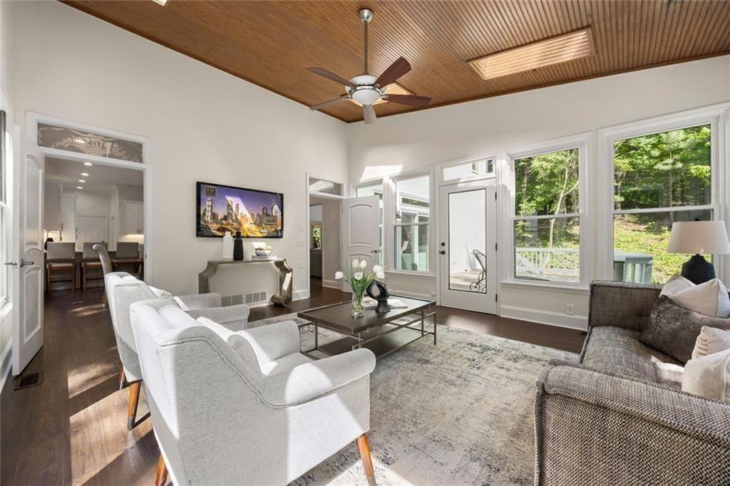 1260 Heards Ferry Road Northwest Sandy Springs, GA 30328 - Photo 19 of 73