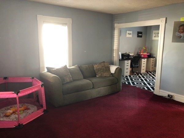 91 Marion Street Springfield, MA 01109 - Photo 10 of 26 Gallery Image 10