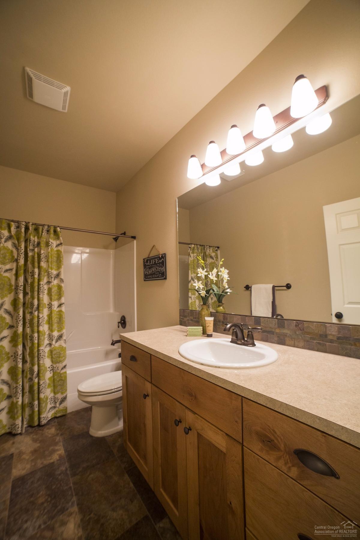 3103 Northeast Wells Acres Road Bend, OR 97701 - Photo 17 of 20 Additional Photo
