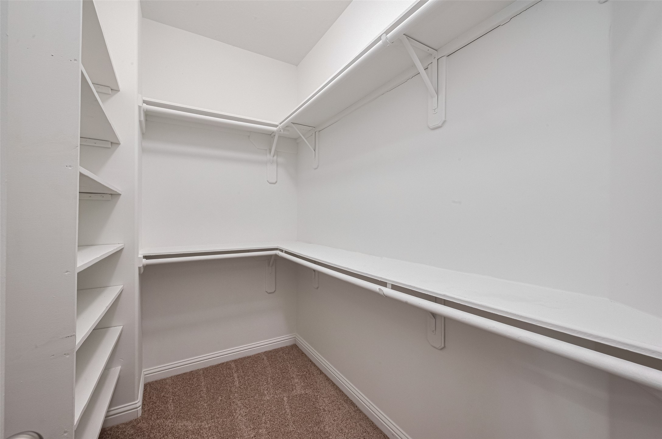 15210 Addicks Stone Drive, Unit B Houston, TX 77082 - Photo 19 of 31 a small space with walk in closet