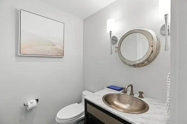 $7,995,000 | 45 Starbuck Road, Nantucket, MA 02554