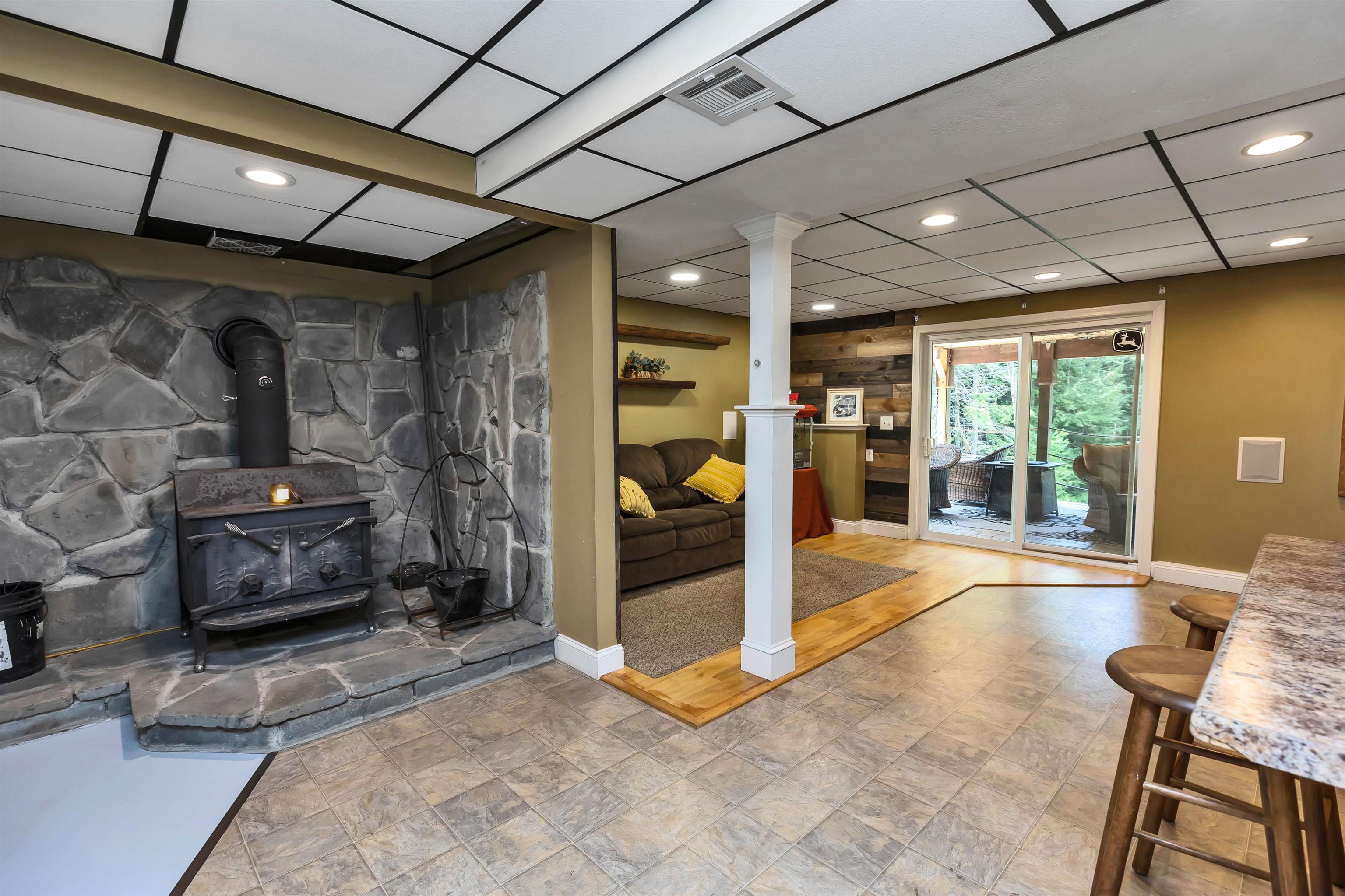 277 Buckley Road Weare, NH 03281 - Photo 19 of 40