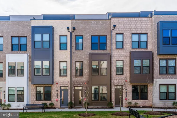 $849,990 | 12742 Verdant Way, Reston, VA 20191