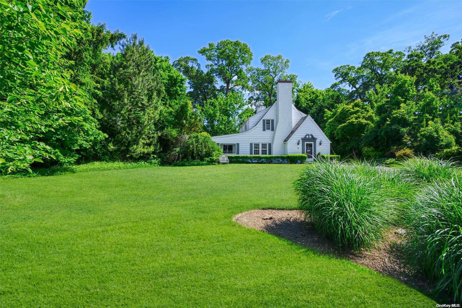 72 Arleigh Road Great Neck, NY 11021 - Photo 1 of 1 Front
