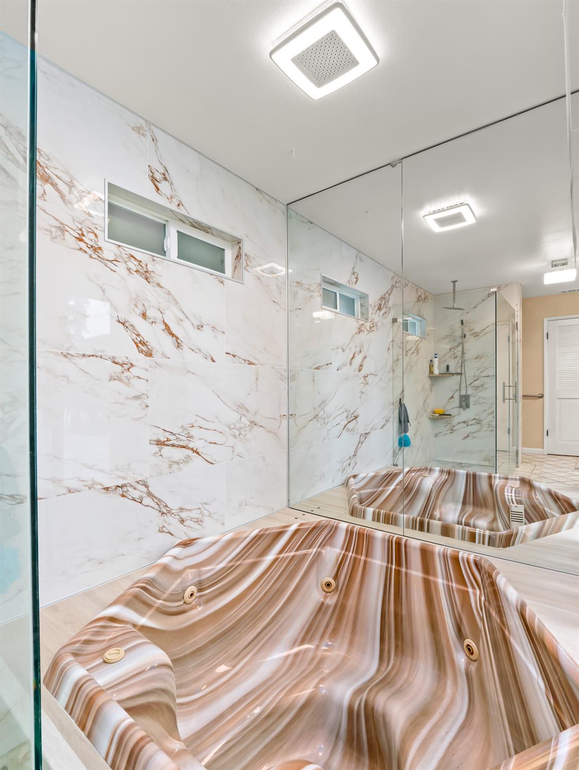 1691 South Bailey Avenue Fresno, CA 93727 - Photo 41 of 41 a view of a bathroom