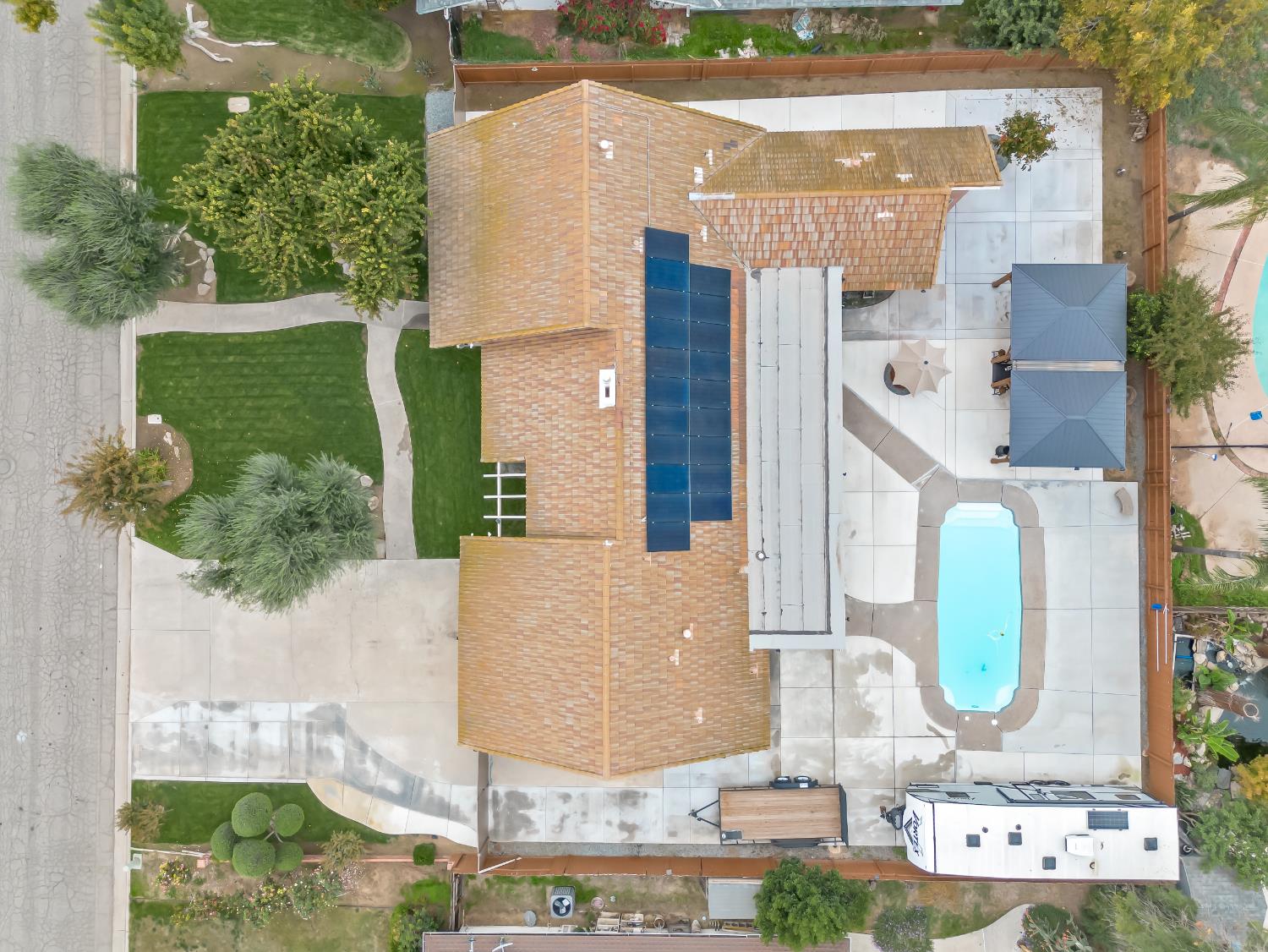 1691 South Bailey Avenue Fresno, CA 93727 - Photo 5 of 41 an aerial view of residential houses with outdoor space