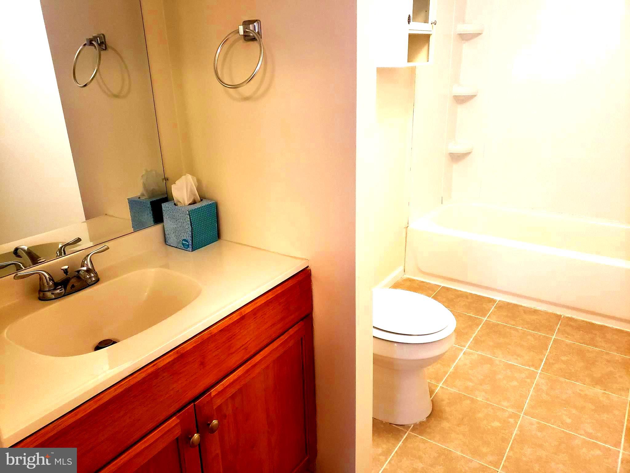 45886 South Springsteen Court California, MD 20619 - Photo 22 of 30 Your love this private bath!