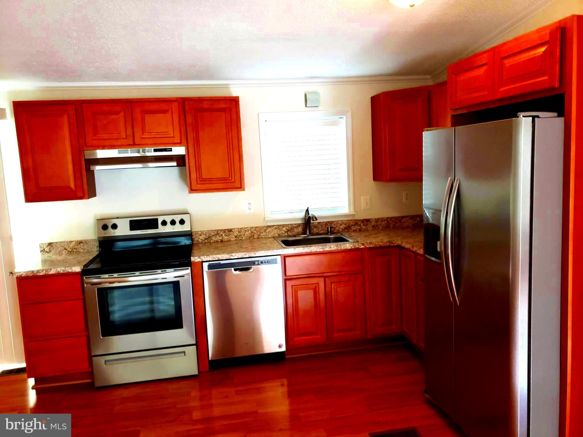 45886 South Springsteen Court California, MD 20619 - Photo 8 of 30 Kitchen was updated nicely.