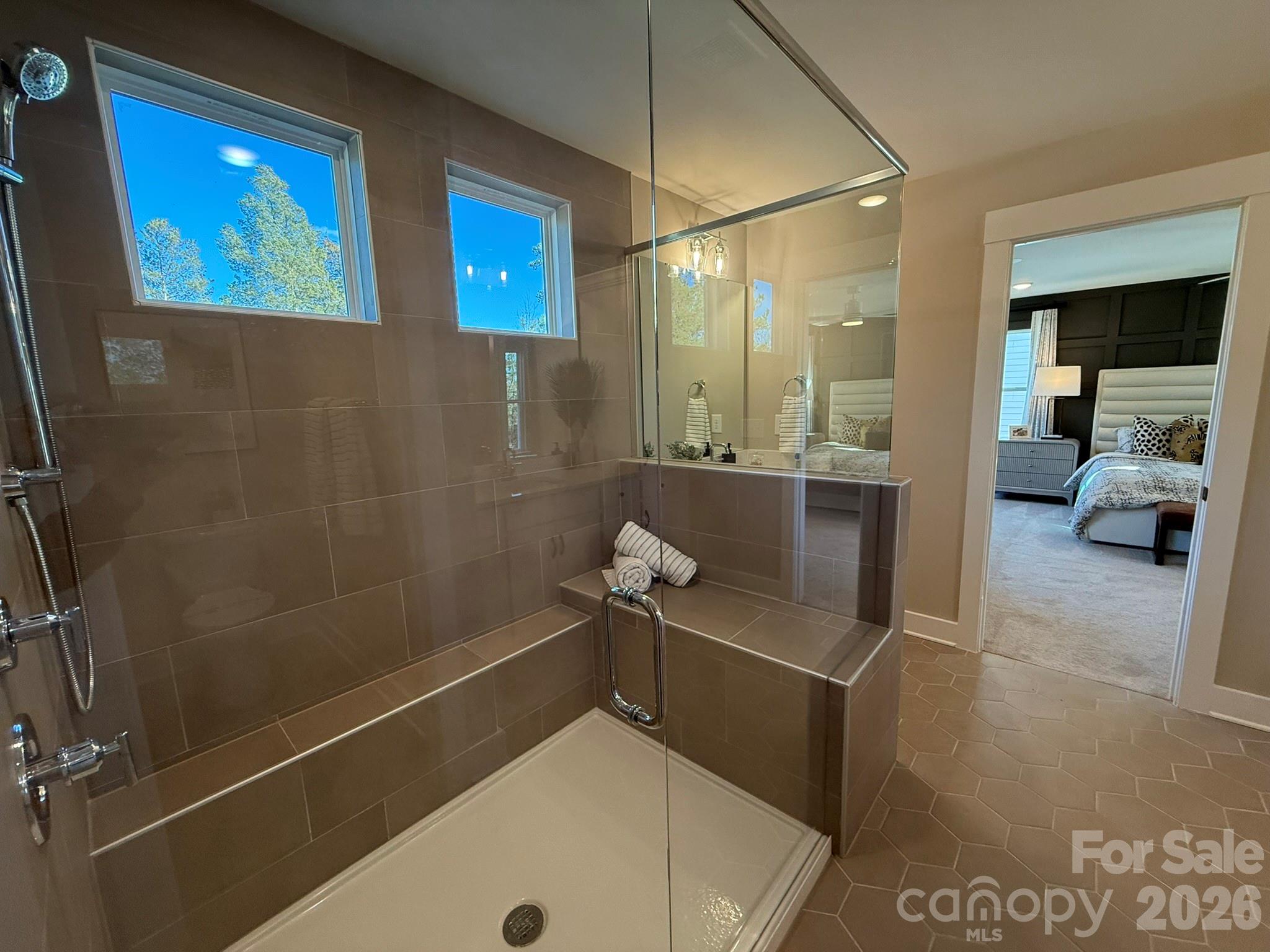 5104 Verona Road Charlotte, NC 28213 - Photo 15 of 28 a bathroom with a shower